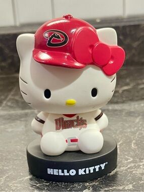 Arizona Diamondbacks Hello Kitty bobblehead